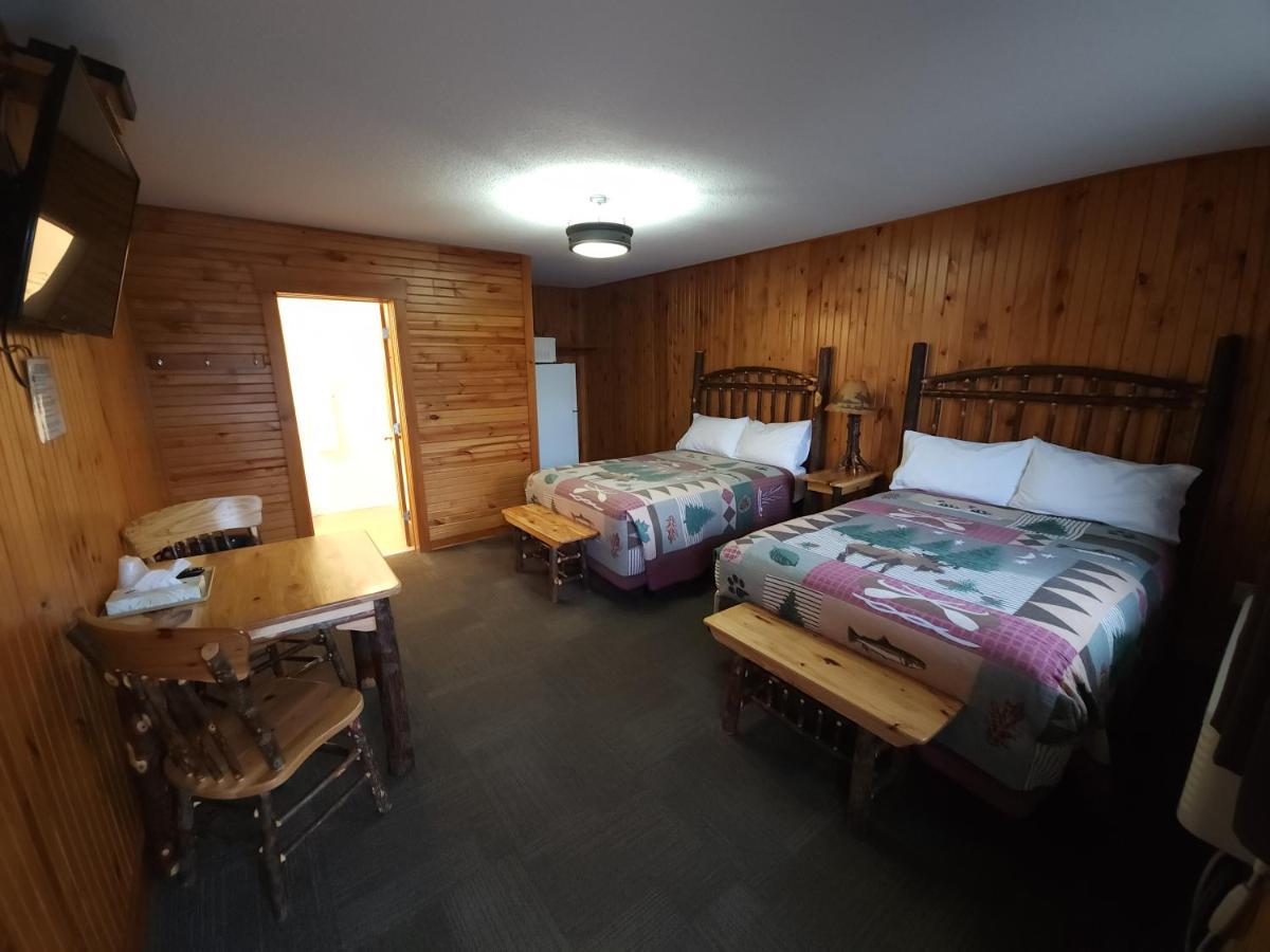 Outdoorsman Motel Wawa Esterno foto
